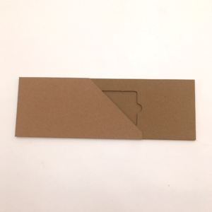 Luxe envelop, voor kadobon, klantenkaart of creditcard, met inlay - Bruin Kraft
